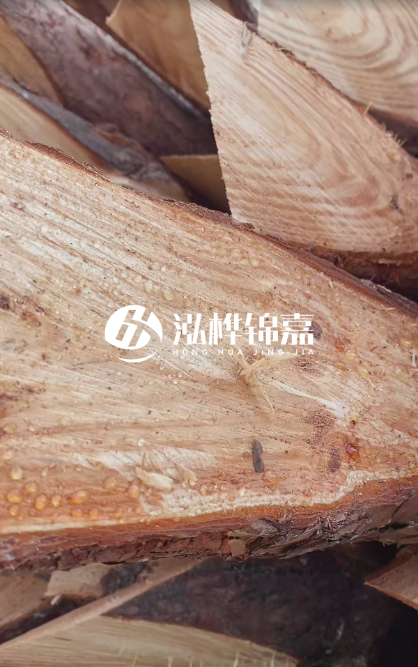 哈爾濱松木樁批發(fā)源頭廠家-松木樁2米10-12價(jià)格?